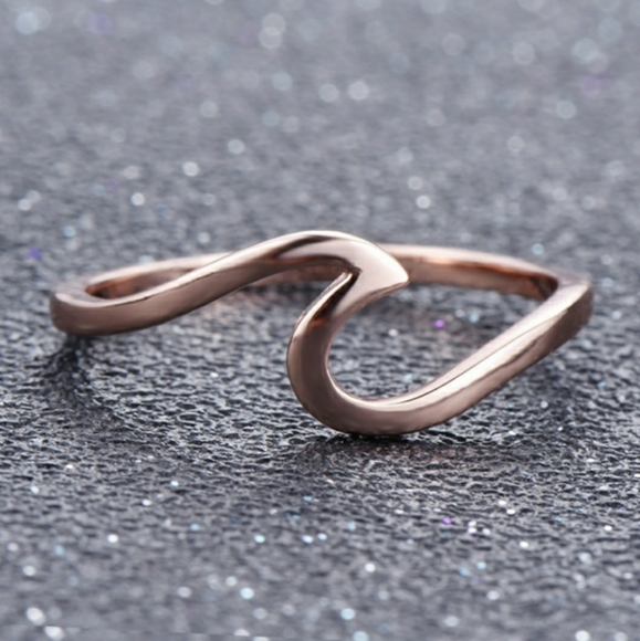 Fashion Ocean Wave Rose Gold Ring - Picture 1 of 3